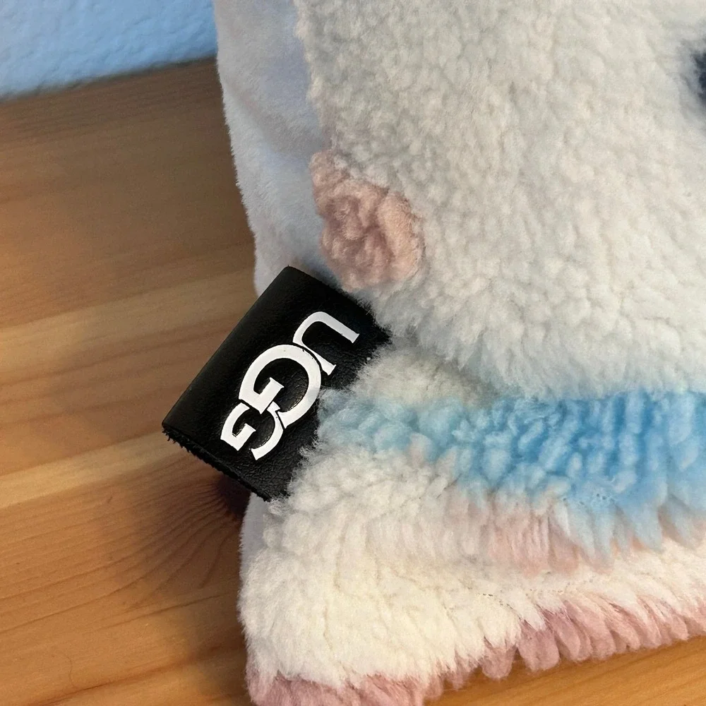 Ugg Pillow 36x16